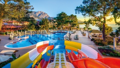 Crystal Aura Beach Resort & Spa - Törökország - Kemer - 2024.05.07 - 05.13.