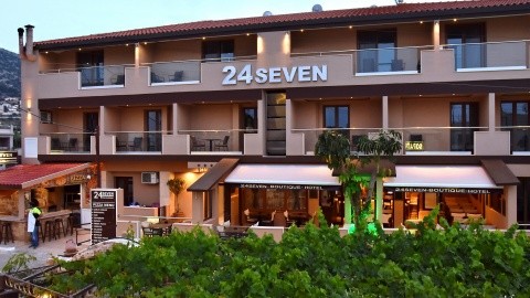 24 Seven Boutique - Görögország - Kréta - Malia - 2024.09.24 - 10.01.