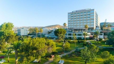 St. Raphael Resort - Ciprus - Limassol - 2025.06.10. (K) - 06.12. (Cs)
