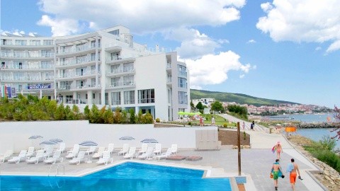 Moonlight - Bulgária - Napospart (Sunny Beach) - Sveti Vlas - 2025.07.31. (Cs) - 08.02. (Szo)