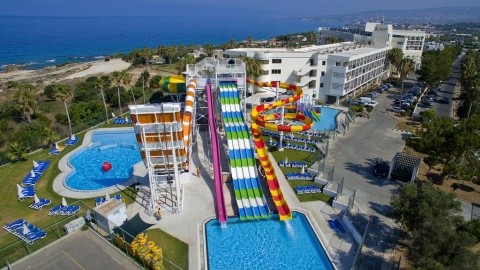 Leonardo Laura Beach & Splash Resort - Ciprus - Páfosz - Paphos - 2025.08.23. (Szo) - 08.26. (K)