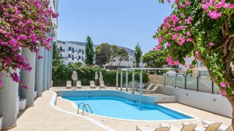 Alia Beach - Görögország - Kréta - Chersonissos - 2025.09.20. (Szo) - 09.23. (K)