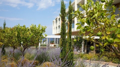 Evereden Beach Resort - Görögország - Attika - Anavyssos - 2025.09.19. (P) - 09.22. (H)