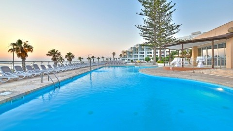 DoubleTree by Hilton Malta (ex. Dolmen Resort) - Málta - 2025.10.27. (H) - 11.02. (V)