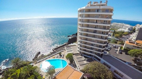 Duas Torres - Madeira - Funchal - 2025.12.18. (Cs) - 12.24. (Sze)