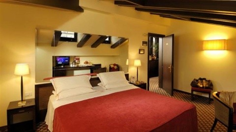 Phi Bologna - Olaszország - Emilia Romagna - Bologna - 2025.12.20. (Szo) - 12.26. (P)