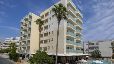 Kapetanios - Ciprus - Limassol - 2025.12.21. (V) - 12.27. (Szo)