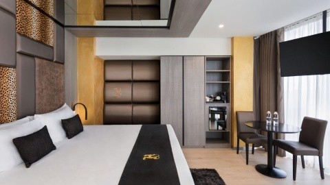 Hugo’s Boutique - Málta - St. Julian - St Julian's - 2025.12.18. (Cs) - 12.21. (V)