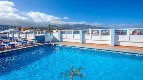 Dania Magec - Kan&aacute;ri-szigetek - Tenerife - Puerto de la Cruz - 2026.02.01. (V) - 02.07. (Szo)