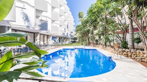 AluaSun Lago Rojo - Spanyolorsz&aacute;g - Costa Del Sol - Torremolinos - 2026.03.04. (Sze) - 03.06. (P)