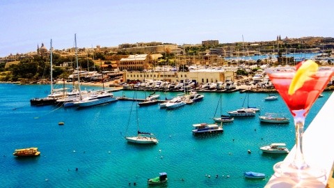 Kennedy Nova - M&aacute;lta - Sliema - 2026.02.22. (V) - 02.25. (Sze)