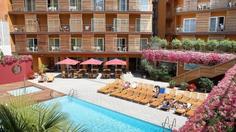 Alegria Plaza Paris (ex. Fergus Plaza Paris) - 4 csillagos sz&aacute;ll&aacute;s - Spanyolorsz&aacute;g, Costa Brava - Reggeli