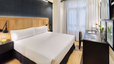 H10 Puerta de Alcala - 4 csillagos sz&aacute;ll&aacute;s - Spanyolorsz&aacute;g, Madrid - &Ouml;nell&aacute;t&aacute;s