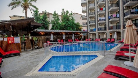 Kleopatra Fatih - 4 csillagos sz&aacute;ll&aacute;s - T&ouml;r&ouml;korsz&aacute;g, Alanya - All inclusive