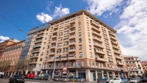 Laura - 3 csillagos sz&aacute;ll&aacute;s - Olaszorsz&aacute;g, R&oacute;ma &eacute;s k&ouml;rny&eacute;ke - &Ouml;nell&aacute;t&aacute;s