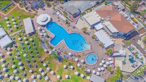 Marlita Beach Hotel Apartments - 3 csillagos sz&aacute;ll&aacute;s - Ciprus, Protaras - F&eacute;lpanzi&oacute;