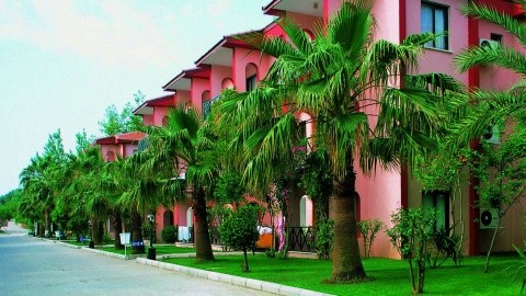 S&uuml;ral Garden - 3 csillagos sz&aacute;ll&aacute;s - T&ouml;r&ouml;korsz&aacute;g, Side - All inclusive