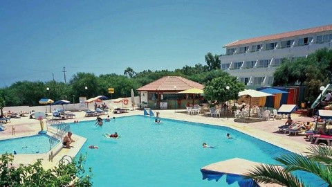 Adelais Bay - 3 csillagos sz&aacute;ll&aacute;s - Ciprus, Protaras - F&eacute;lpanzi&oacute;