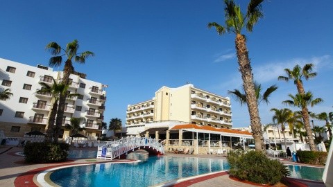 Anastasia Beach - 4 csillagos sz&aacute;ll&aacute;s - Ciprus, Protaras - F&eacute;lpanzi&oacute;