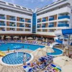 Blue Wave Suite - 4 csillagos sz&aacute;ll&aacute;s - T&ouml;r&ouml;korsz&aacute;g, Alanya - All inclusive