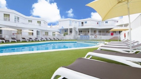 Checkin Bungalows Atl&aacute;ntida - 3 csillagos sz&aacute;ll&aacute;s - Kan&aacute;ri-szigetek, Tenerife - &Ouml;nell&aacute;t&aacute;s