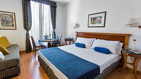 Diplomatic - 3 csillagos sz&aacute;ll&aacute;s - Olaszorsz&aacute;g, R&oacute;ma &eacute;s k&ouml;rny&eacute;ke - &Ouml;nell&aacute;t&aacute;s