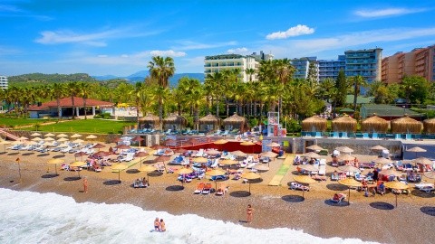 Holiday Park Resort - 5 csillagos sz&aacute;ll&aacute;s - T&ouml;r&ouml;korsz&aacute;g, T&ouml;r&ouml;k Rivi&eacute;ra - Ultra All inclusive