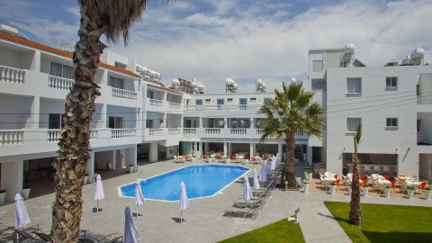 Princessa Vera - 3 csillagos sz&aacute;ll&aacute;s - Ciprus, P&aacute;fosz - Reggeli