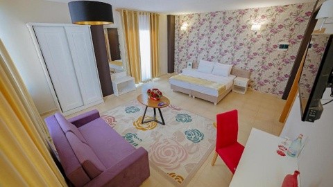 Sun - 3 csillagos sz&aacute;ll&aacute;s - Alb&aacute;nia, Durres - Reggeli