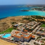 Aktea Beach Village - 4 csillagos sz&aacute;ll&aacute;s - Ciprus, Agia Napa - F&eacute;lpanzi&oacute;