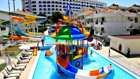 Dream Family Club - 4 csillagos sz&aacute;ll&aacute;s - T&ouml;r&ouml;korsz&aacute;g, Side - All inclusive
