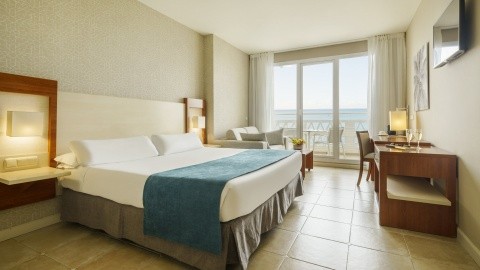 Hotel ILUNION Fuengirola - 4 csillagos sz&aacute;ll&aacute;s - Spanyolorsz&aacute;g, Costa Del Sol - &Ouml;nell&aacute;t&aacute;s