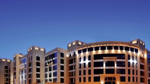 M&ouml;venpick Al Mamzar Dubai - 5 csillagos sz&aacute;ll&aacute;s - Egyes&uuml;lt Arab Em&iacute;rs&eacute;gek, Dubai - &Ouml;nell&aacute;t&aacute;s