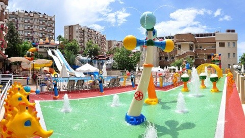 Club Paradiso Resort - 5 csillagos sz&aacute;ll&aacute;s - T&ouml;r&ouml;korsz&aacute;g, Alanya - All inclusive
