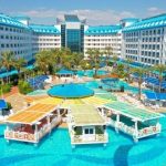 Crystal Admiral Resort & Spa - 5 csillagos sz&aacute;ll&aacute;s - T&ouml;r&ouml;korsz&aacute;g, T&ouml;r&ouml;k Rivi&eacute;ra - Ultra All inclusive