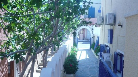 Dilino - 3 csillagos sz&aacute;ll&aacute;s - G&ouml;r&ouml;gorsz&aacute;g, Santorini - &Ouml;nell&aacute;t&aacute;s
