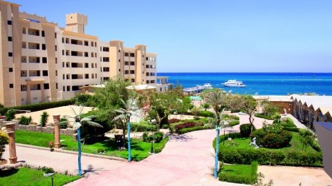 King Tut Aqua Park Beach Resort - 3 csillagos sz&aacute;ll&aacute;s - Egyiptom, Hurghada - All inclusive