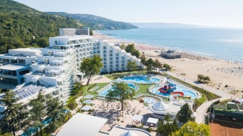 Maritim Hotel Paradise Blue Albena - 5 csillagos sz&aacute;ll&aacute;s - Bulg&aacute;ria, Albena - F&eacute;lpanzi&oacute;