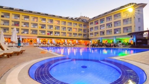 Pine House - 4 csillagos sz&aacute;ll&aacute;s - T&ouml;r&ouml;korsz&aacute;g, Kemer - All inclusive