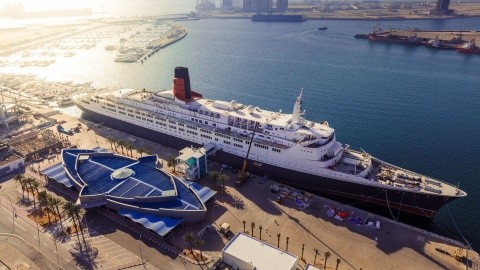 Queen Elizabeth 2 - 4 csillagos sz&aacute;ll&aacute;s - Egyes&uuml;lt Arab Em&iacute;rs&eacute;gek, Dubai - &Ouml;nell&aacute;t&aacute;s