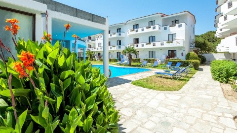 Xenios Dolfin Beach - 3 csillagos sz&aacute;ll&aacute;s - G&ouml;r&ouml;gorsz&aacute;g, Chalkidiki - F&eacute;lpanzi&oacute;