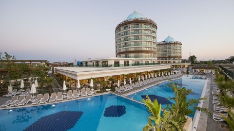 Dream World Aqua - 5 csillagos sz&aacute;ll&aacute;s - T&ouml;r&ouml;korsz&aacute;g, Side - All inclusive