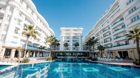 Grand Blue Fafa - 5 csillagos sz&aacute;ll&aacute;s - Alb&aacute;nia, Durres - All inclusive
