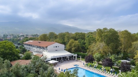 Sun Beach Platamon Resort - 3 csillagos sz&aacute;ll&aacute;s - G&ouml;r&ouml;gorsz&aacute;g, Olymposi Rivi&eacute;ra - F&eacute;lpanzi&oacute;