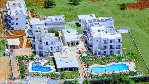 Yiannis Manos Resort - G&ouml;r&ouml;gorsz&aacute;g, Kr&eacute;ta - F&eacute;lpanzi&oacute;