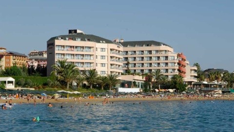 Aska Just in Beach
