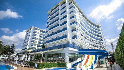 Azura Deluxe Resort & Spa - 5 csillagos sz&aacute;ll&aacute;s - T&ouml;r&ouml;korsz&aacute;g, T&ouml;r&ouml;k Rivi&eacute;ra - Ultra All inclusive