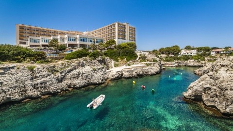 Globales Almirante Farragut - 4 csillagos sz&aacute;ll&aacute;s - Spanyolorsz&aacute;g, Menorca - F&eacute;lpanzi&oacute;