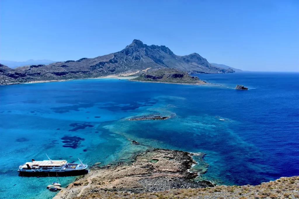 A Balos-lagúna türkiz vize Kréta nyugati csücskén