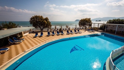 Mediterranean Beach Resort - 4 csillagos sz&aacute;ll&aacute;s - G&ouml;r&ouml;gorsz&aacute;g, Zakynthos - F&eacute;lpanzi&oacute;